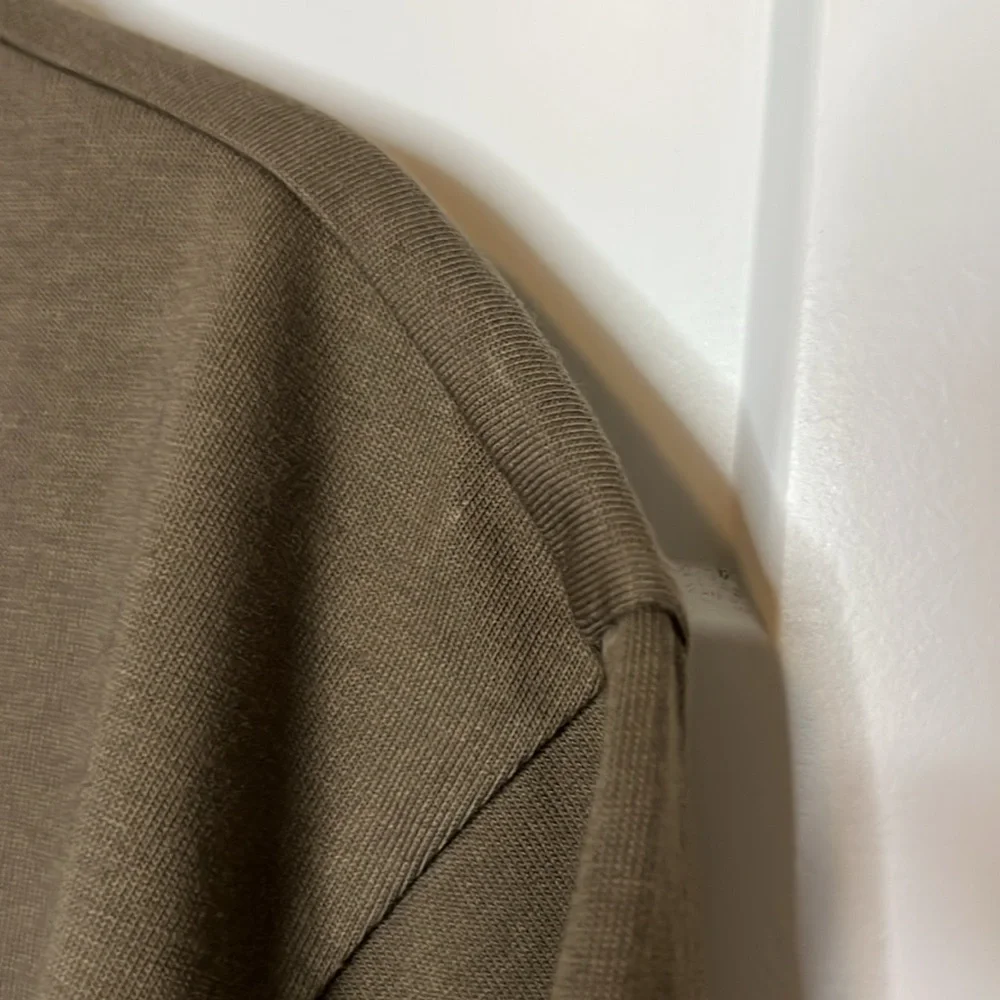 Essentials Fear of God Flocked boxy Logo Short Sleeve Tee - Picture 8 of 9